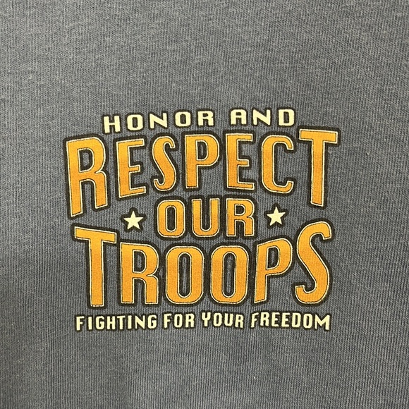 Men’s tee - Picture 4 of 8